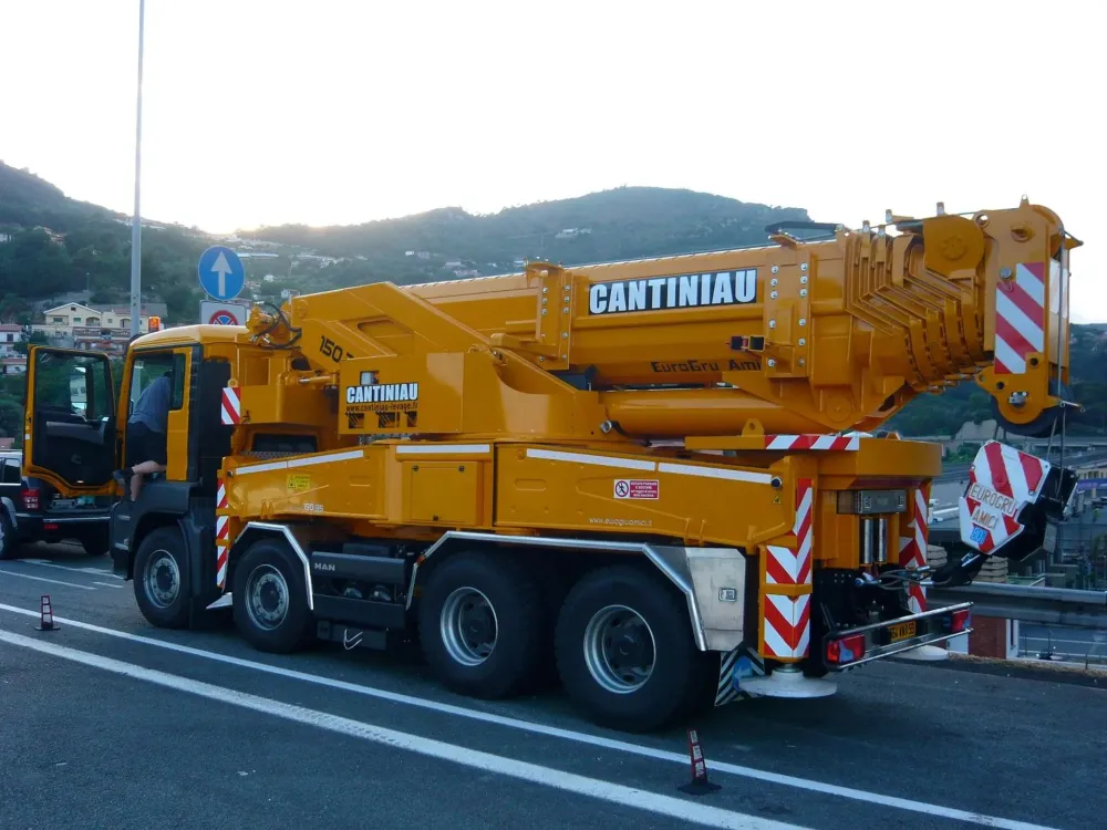 levage-chantier-btp-grue-mobile.jpg